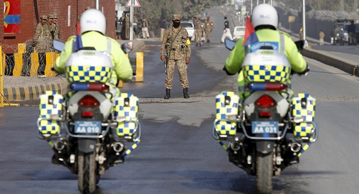 Blast at Pakistan`s hospital kills 25, injures 35