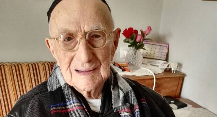 L'homme le plus vieux du monde, survivant de l'Holocauste, décède à l'âge de 113 ans