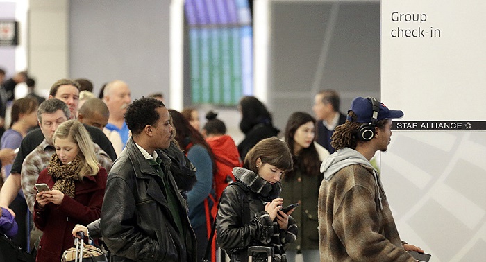 United Airlines cancels all Washington flights over snow storm until Monday
