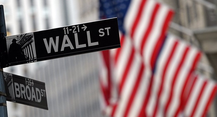 Trump`s Treasury Sec nominee to let Wall Street `blow up` US economy - Warren