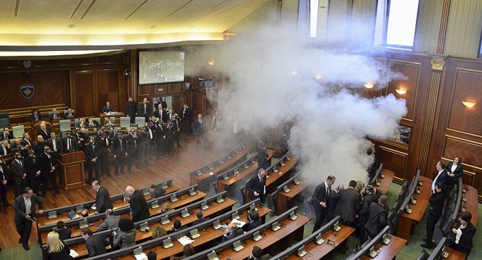 Kosovar Opposition Deploys Tear Gas in Parliament