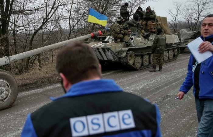 La OSCE continuará trabajado en Ucrania pese a la explosión de su vehículo