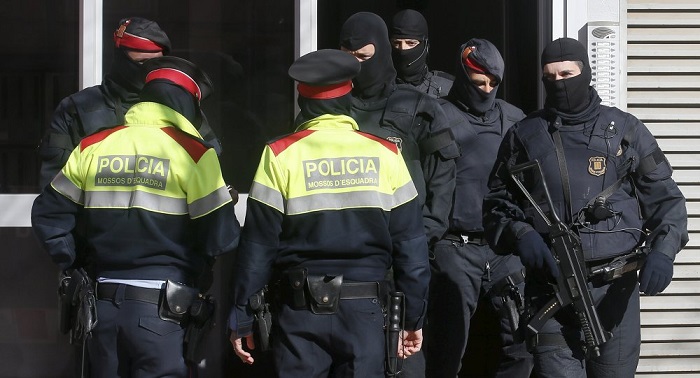La Policía catalana detendrá a líderes independentistas si lo ordena la justicia