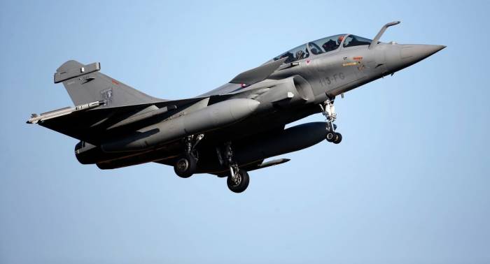 Francia negocia la venta de 57 cazas Rafale a la India