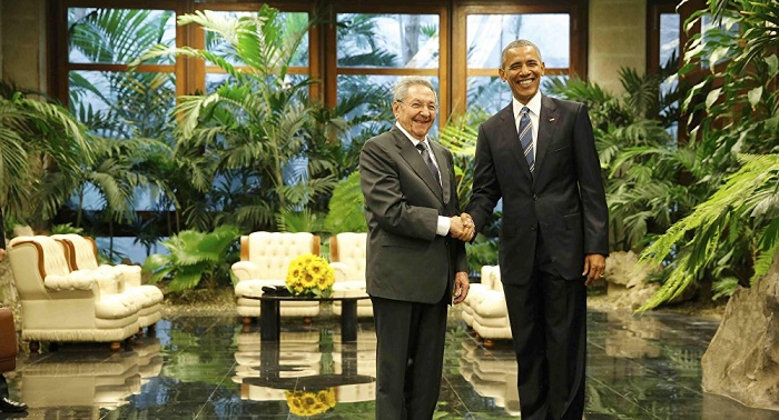 Obama Begins Meeting With Cuba