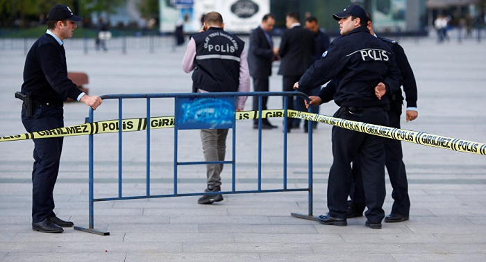 Turkish police detain gunman after assassination attempt on journalist 