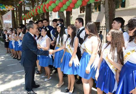 Mikayıl Cabbarovun "SON ZƏNG" fotosu