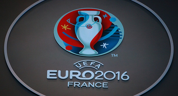 Police Use Tear Gas in Marseille as English Euro Fans Clash With Locals