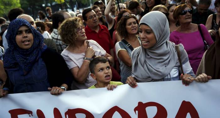 España asegura que es "difícil" cumplir con la acogida comprometida de 17.000 refugiados
