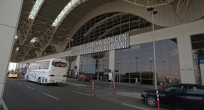 Coup participants clash with Turkish police at Airport in Istanbul