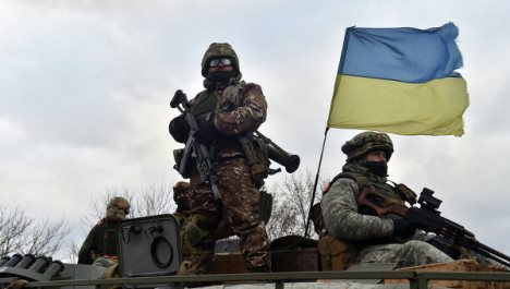 Ukraynada qanlı döyüşlər: 3 ölü, 10 yaralı 