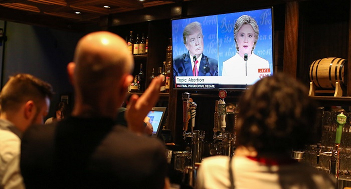 Trump leads Clinton in States of Indiana, Kentucky as first polls close
