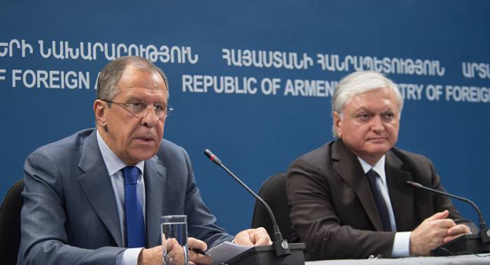 Lavrov a discuté du conflit du Haut-Karabakh avec Nalbandian