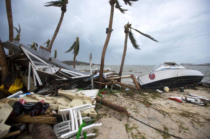Irma: plus de 5,6 millions de personnes appelées à évacuer la Floride