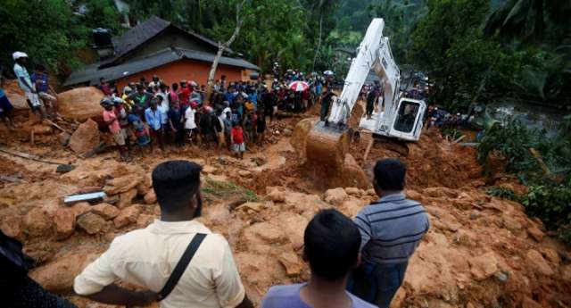 Sri Lanka floods, mudslides kill 100, displace over 12,000