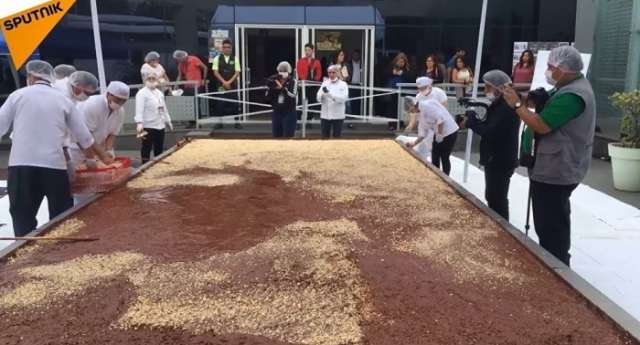 Check out world's largest dark chocolate bar and meat pie
