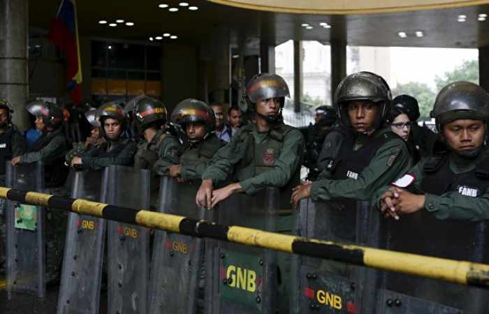 Canciller español: el plan cívico-militar de Venezuela "no es una buena indicación"