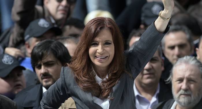 Elecciones primarias en Argentina miden al oficialismo con expresidenta Kirchner