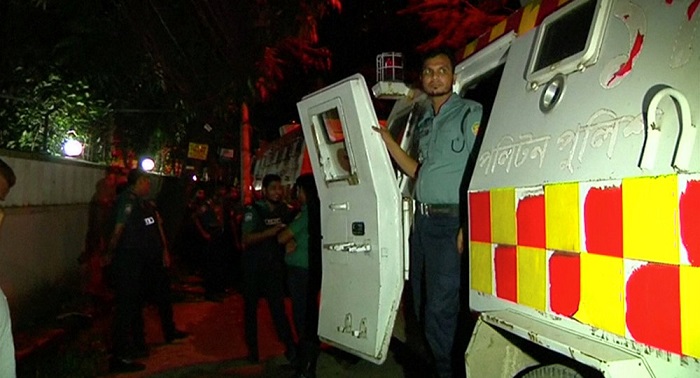 Varios muertos por una colisión de dos vehículos en Bangladés