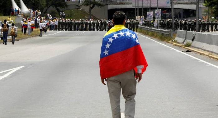 China insta a la comunidad internacional a ver con objetividad la situación en Venezuela