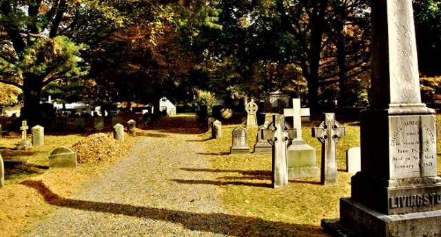 ¿Walking dead?: el cadáver de una mujer se movió en un velorio en Argentina 