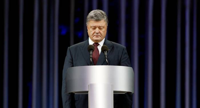 "Poroshenko se enorgullece en vano de la asociación con la UE"