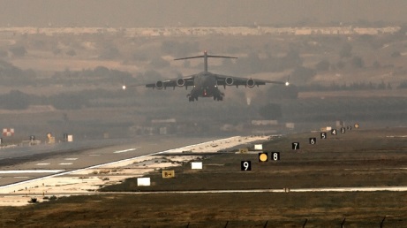 US considers using Turkey`s Incirlik Air Base in fight against Islamic State