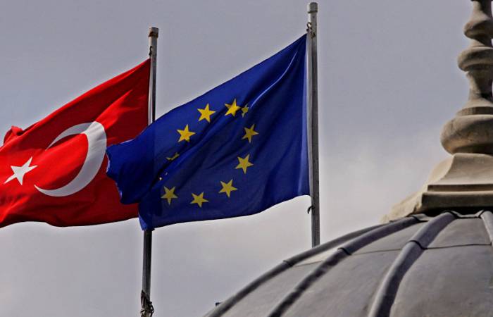 Diplomático turco: UE intenta excluir a Turquía con la excusa de la pena capital