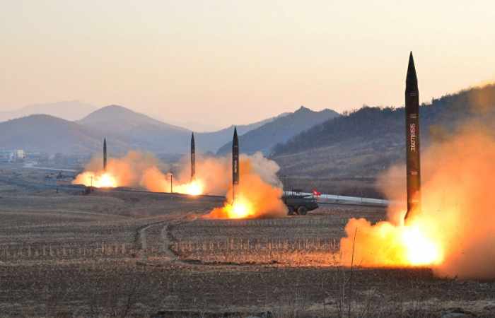 Corea del Norte amenaza con "hacer polvo" a las tropas de EEUU
