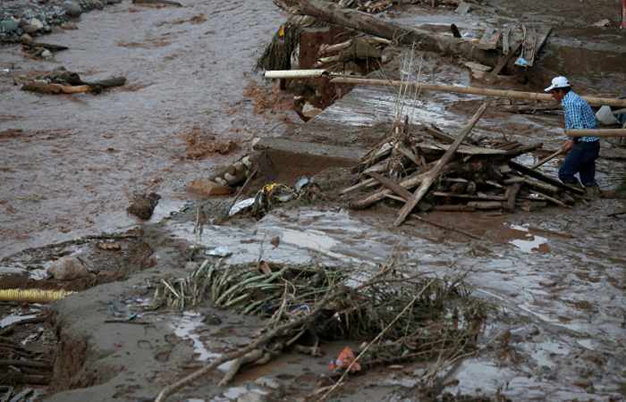 España busca en Colombia a dos desaparecidos tras las inundaciones