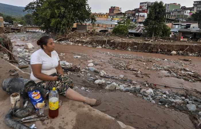 La Cruz Roja cifra en 234 el número de muertos por avalancha en Colombia