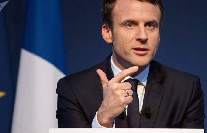 Exasesores de Clinton ven "pista rusa" en filtración de archivos de Macron