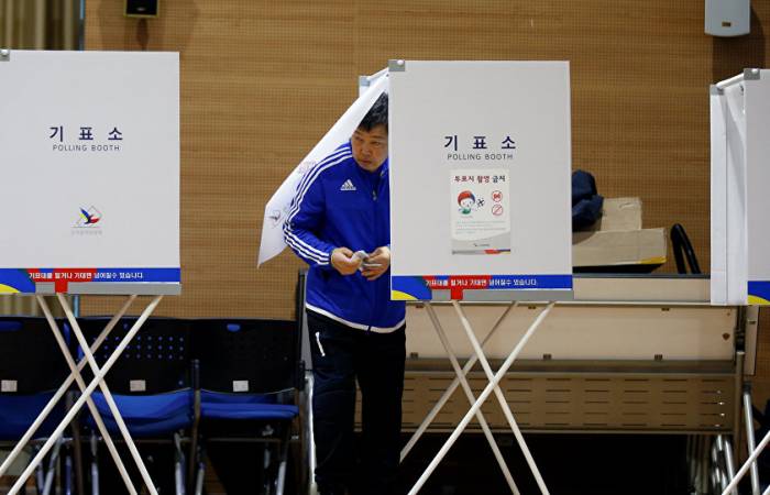 La participación en las presidenciales de Corea del Sur se aproxima al 60%