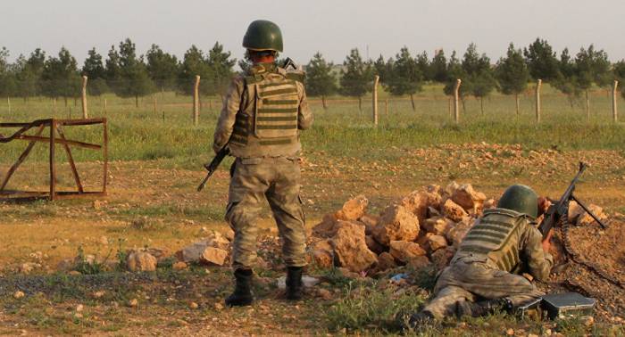 Turquía enviará hasta 4.000 agentes para restaurar el orden en el norte de Siria
