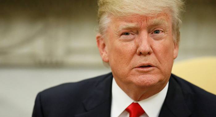 "No es su culpa": senador ruso explica lo que contiene a Trump