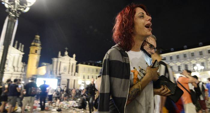 Cientos de heridos en Turín tras una estampida por falsa alarma
