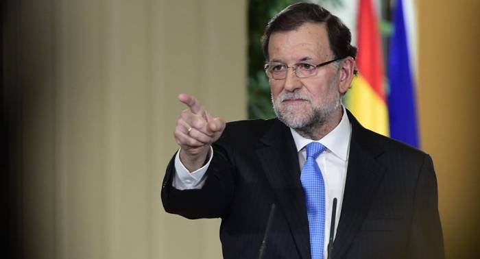 Rajoy planea convocar una cumbre de líderes políticos si hay un referéndum unilateral