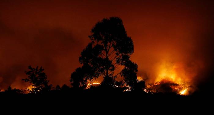 Al menos 25 civiles mueren en un fuerte incendio en el centro de Portugal
