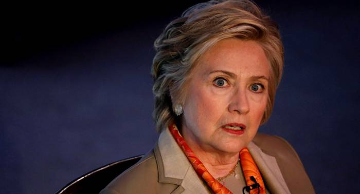 Investigación del Departamento de Estado privaría a Clinton del acceso a datos secretos