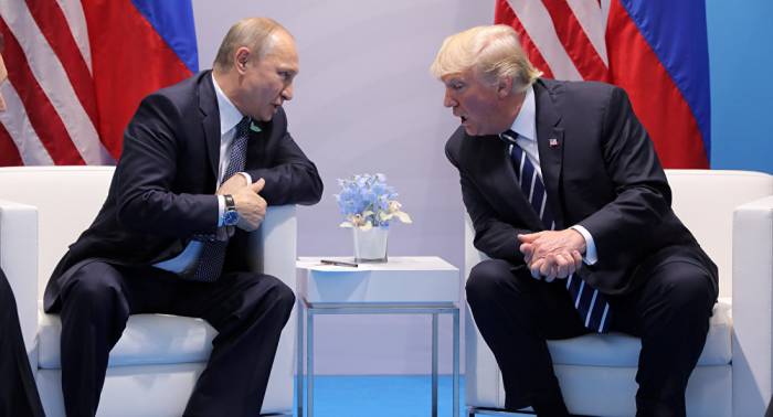 Casa Blanca: Putin y Trump no resolvieron problemas en su reunión, solo empezaron un diálogo