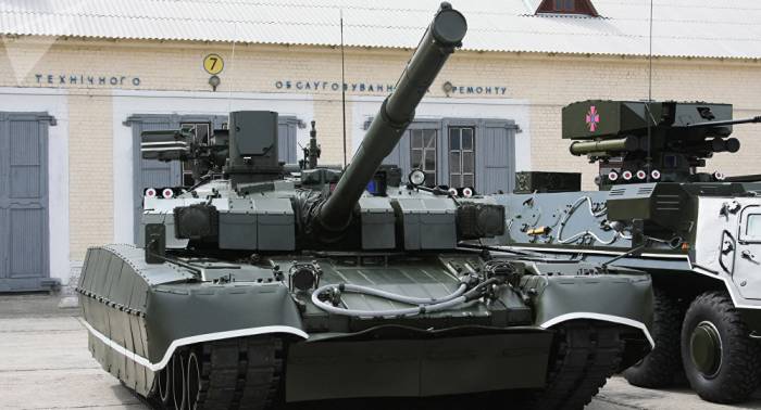Ucrania y Polonia presentan en feria militar un tanque de fabricación conjunta