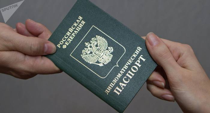 Senador ruso amenaza a EEUU si obstruye la entrega de visados a los diplomáticos