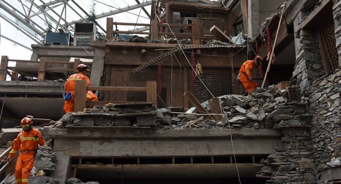 Crece a 20 la cantidad de los fallecidos por el terremoto en China