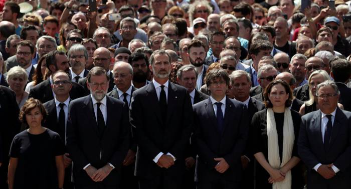 Instituciones catalanas llaman a una manifestación masiva contra el terrorismo