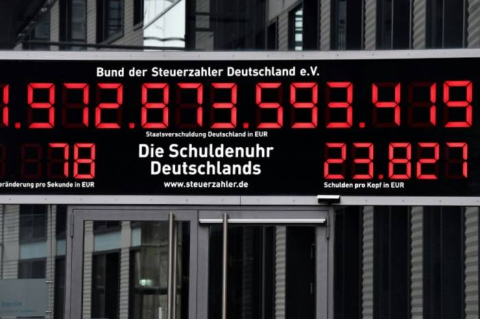 Allemagne: "l'horloge de la dette" recule pour la 1ère fois en 20 ans