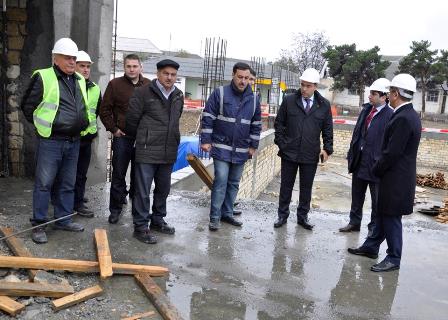 Mikayıl Cabbarov yeni tikilən məktəbdə - FOTO