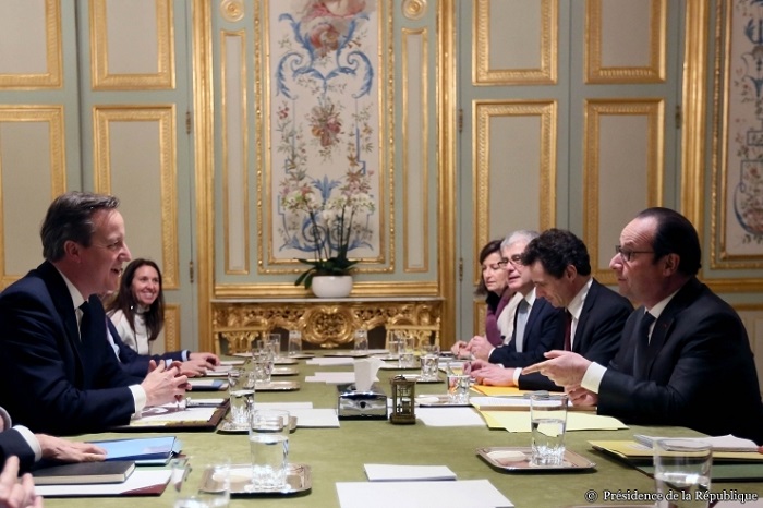 David Cameron reçu à l`Elysée par François Hollande avant le sommet européen sur le RU -  VIDEO