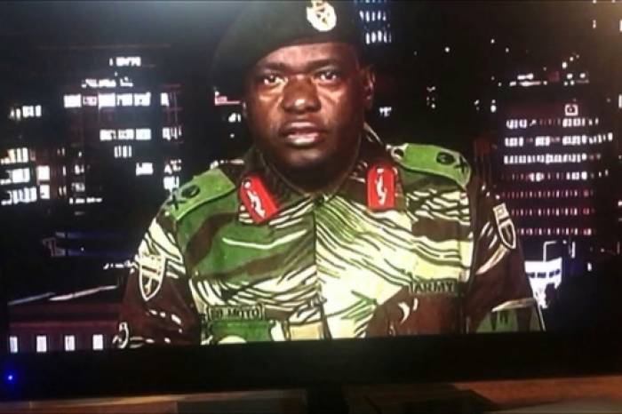 Zimbabwe: tirs près de la résidence de Mugabe, l’armée dément tout coup d’Etat