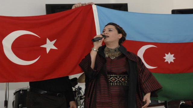 Azərbaycanın xalq artisti PKK-ya mesaj göndərdi