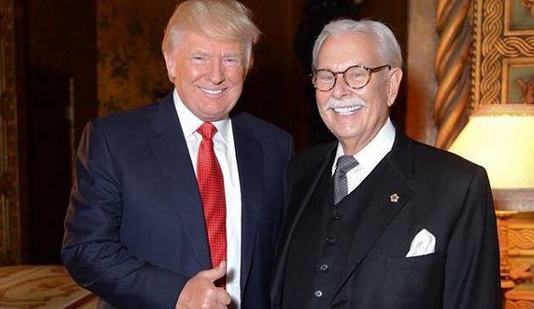 Un ancien majordome de Trump parle de tuer Obama